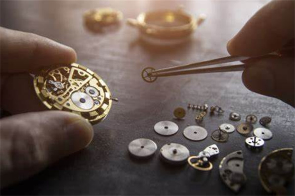 帝舵手表偷停解决技巧盘点(图) 帝舵手表偷停解决技巧盘点(图)
